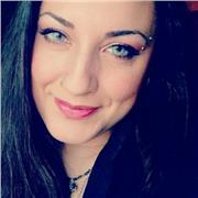 Insegnante di inglese impartisce lezioni basate sulla grammatica e la conversazione per tutti i livelli. Improve your English!